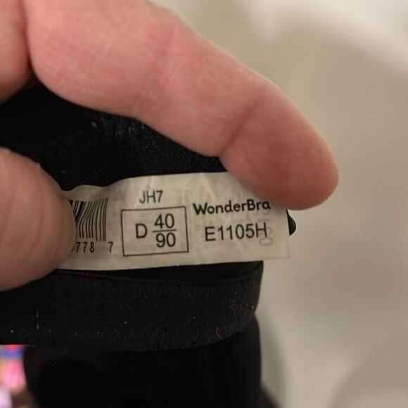 Wonderbra Plus full support underwire bra E1105H - Picture 4 of 4